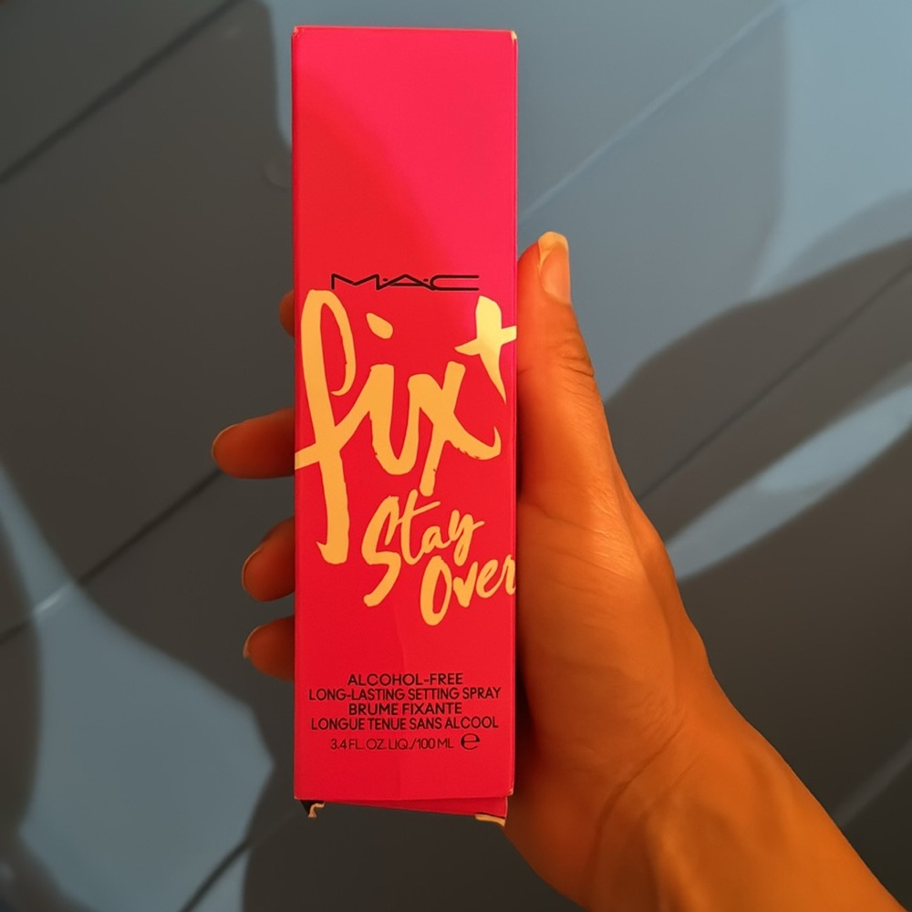 Fix+ Stay Over Alcohol-Free 16HR Setting Spray - Picture 2 of 3
